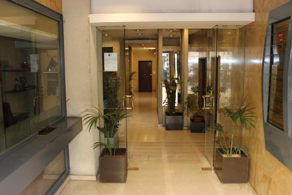 Residenza Monfy Hotel Рим Екстериор снимка