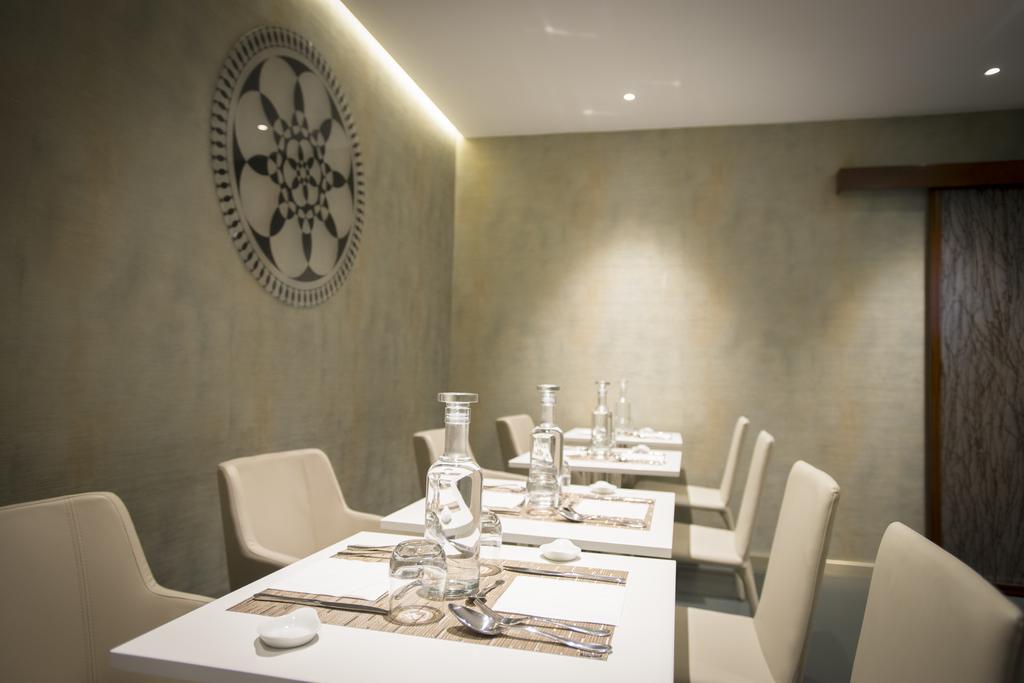 Residenza Monfy Hotel Рим Екстериор снимка