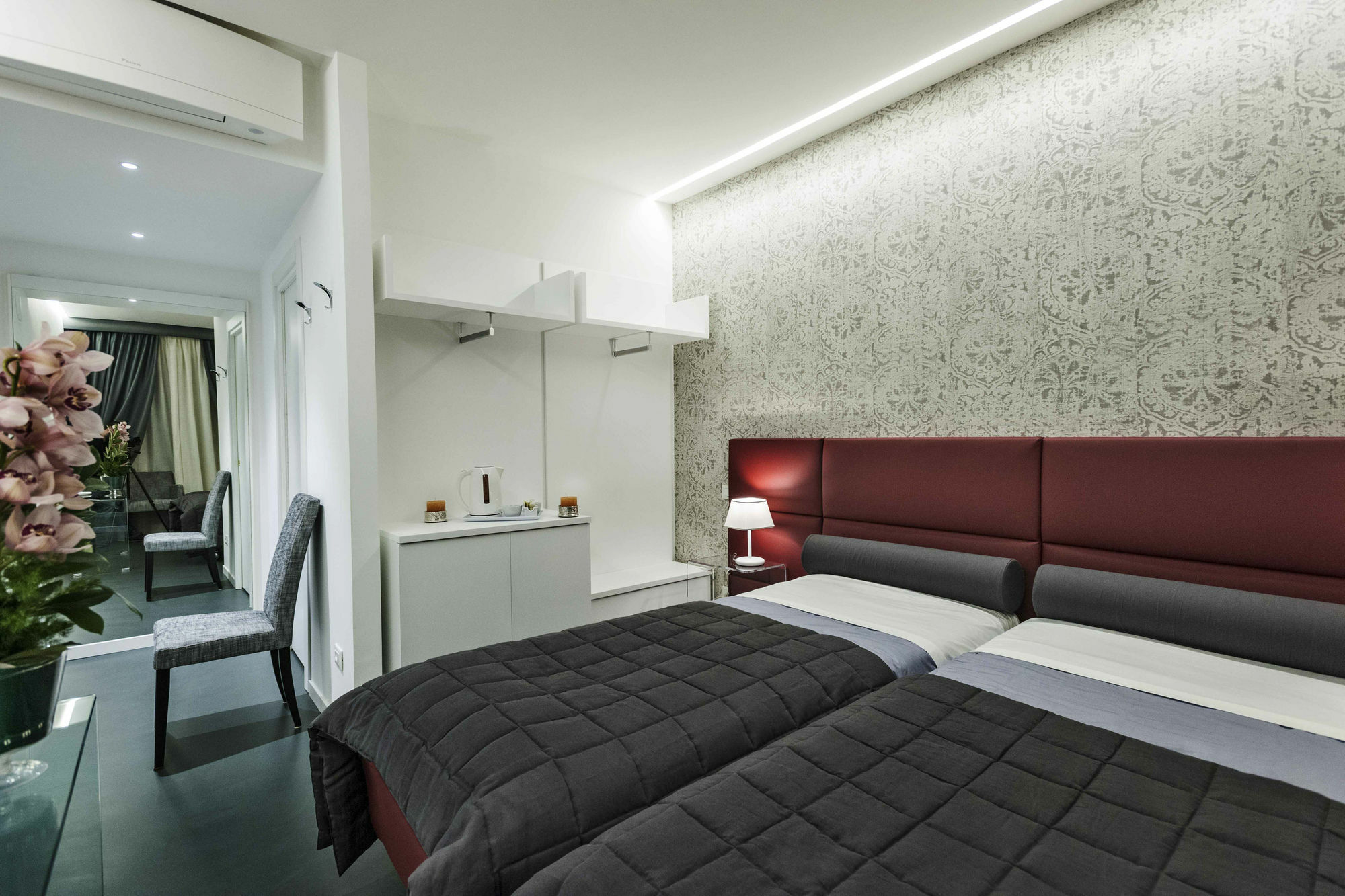 Residenza Monfy Hotel Рим Екстериор снимка